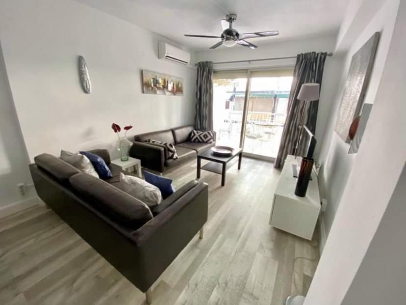Rainbow Rentals Marques 7 Бенидорм Экстерьер фото