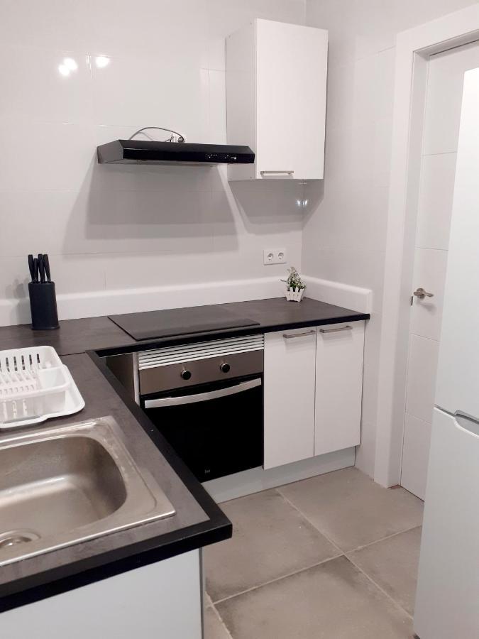 Rainbow Rentals Marques 7 Бенидорм Экстерьер фото